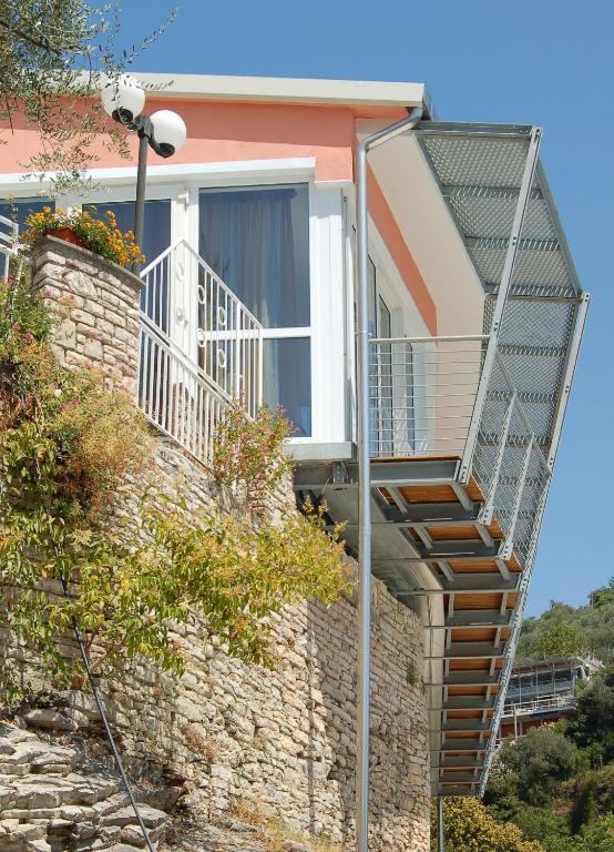 Hotel Cristallo Леричі Екстер'єр фото