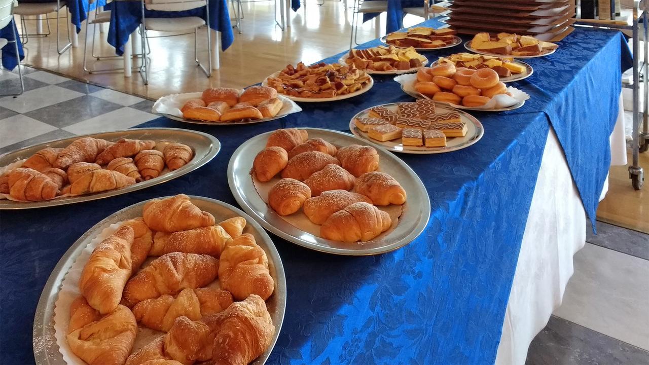Hotel Cristallo Леричі Екстер'єр фото